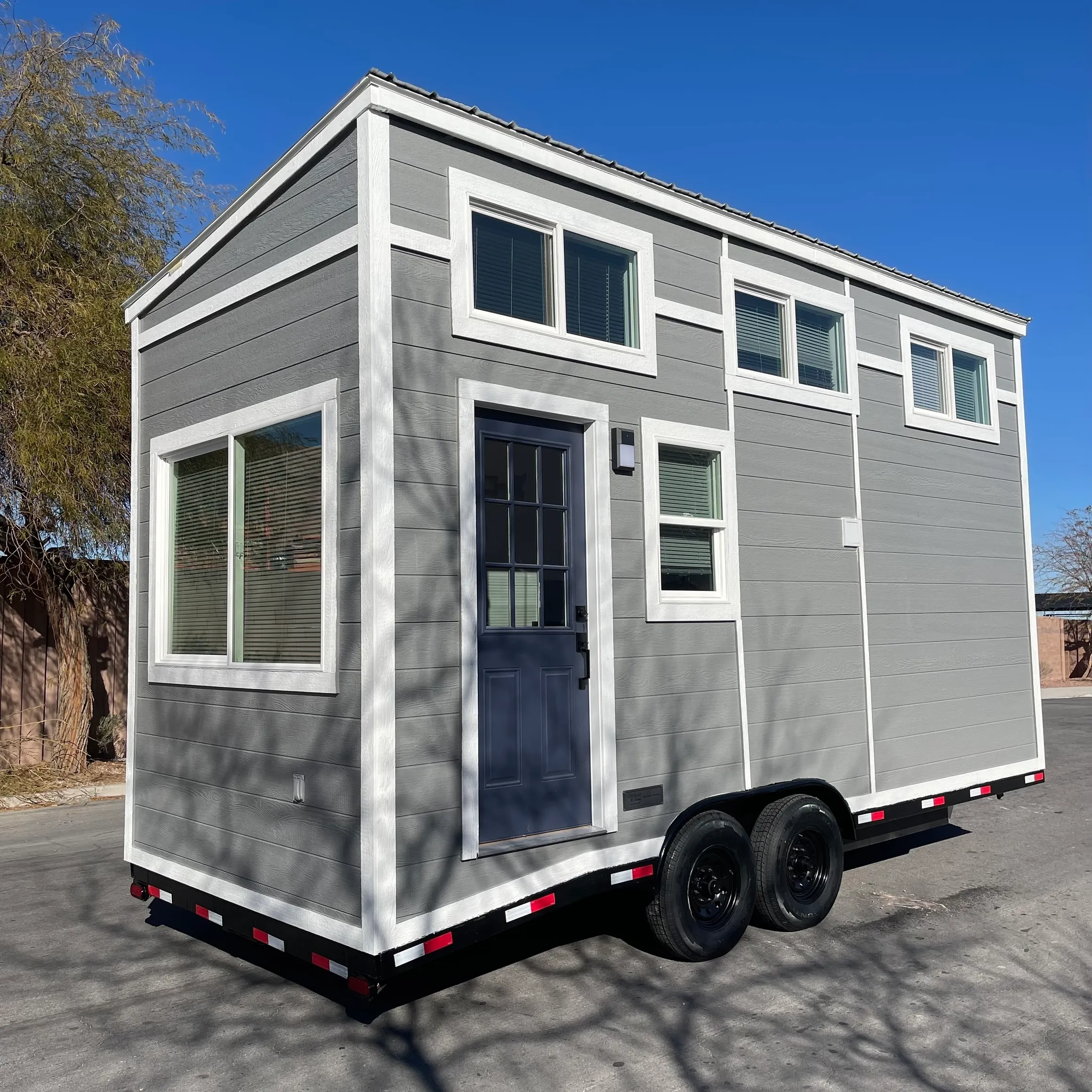 Tiny House Hero Picture
